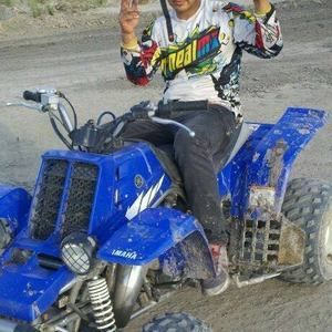 Meet your Posher, Yamil